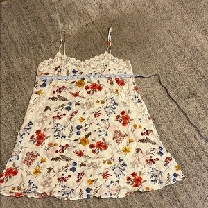 Umgee floral mini dress with lace medium